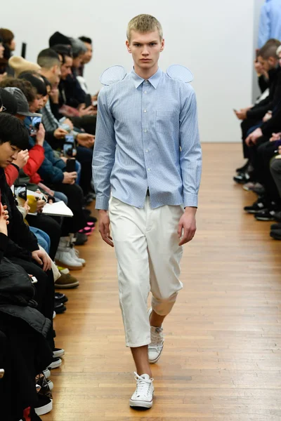 Look 9